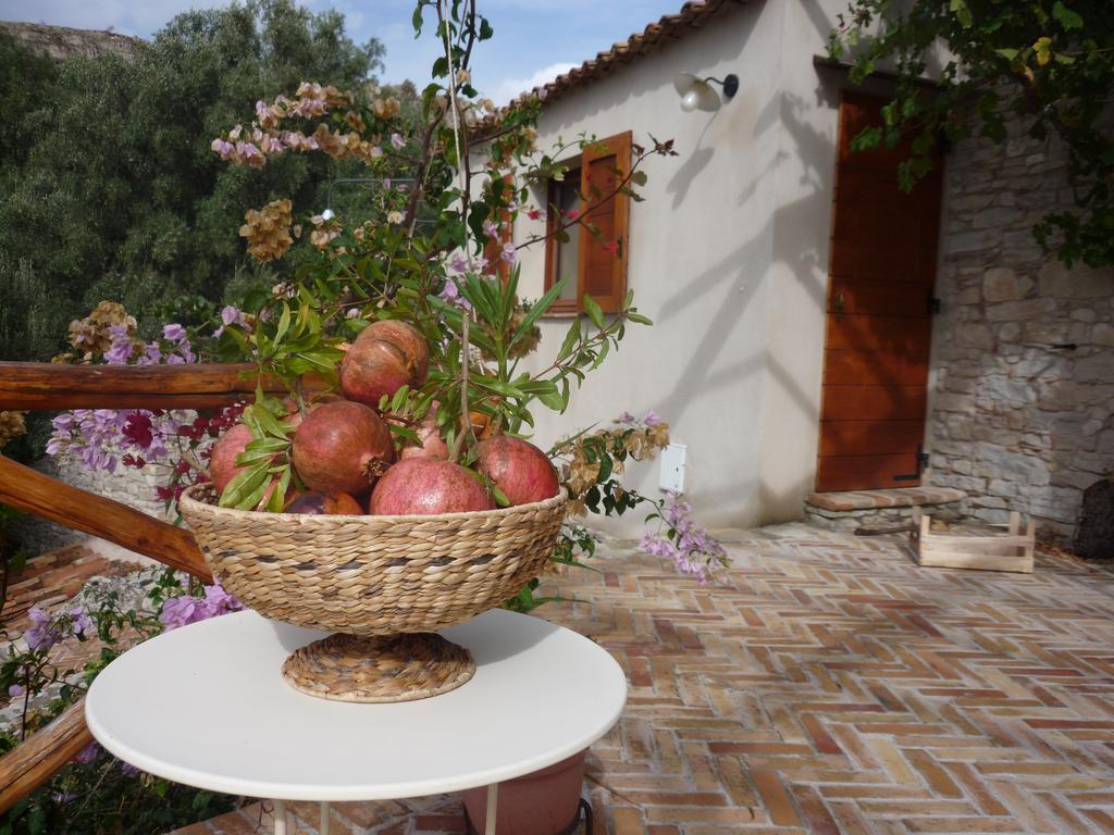Bed and Breakfast Rocca Del Vento San Pantaleone Экстерьер фото