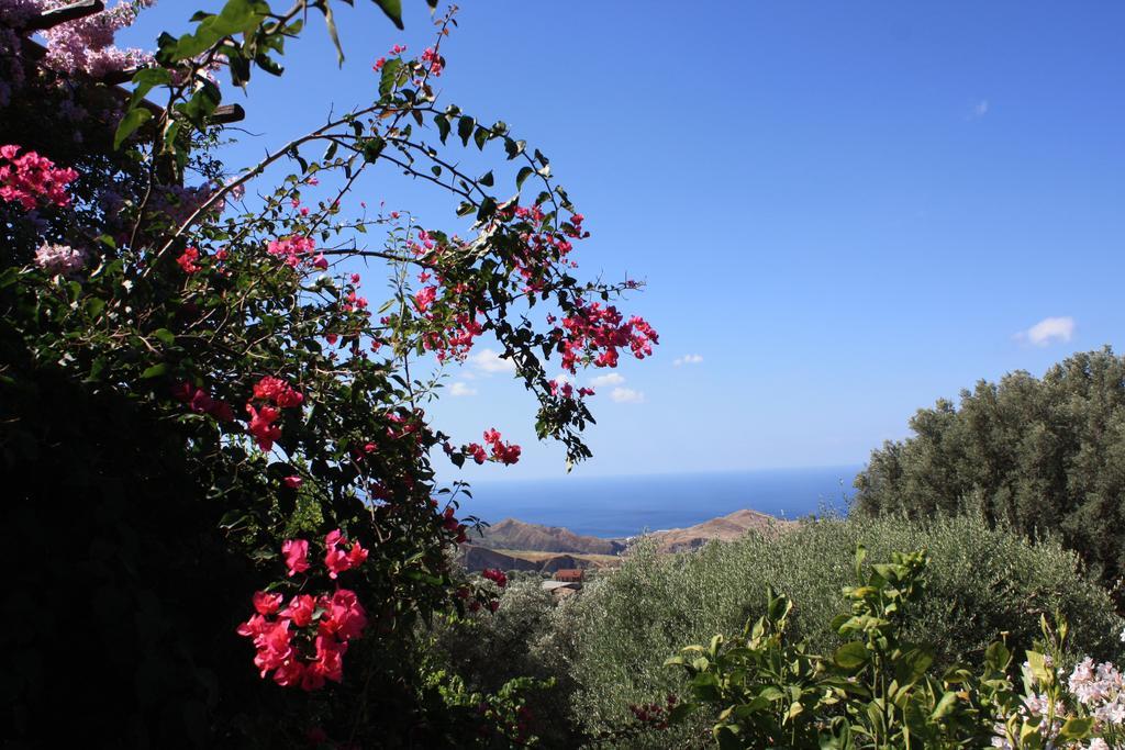 Bed and Breakfast Rocca Del Vento San Pantaleone Экстерьер фото