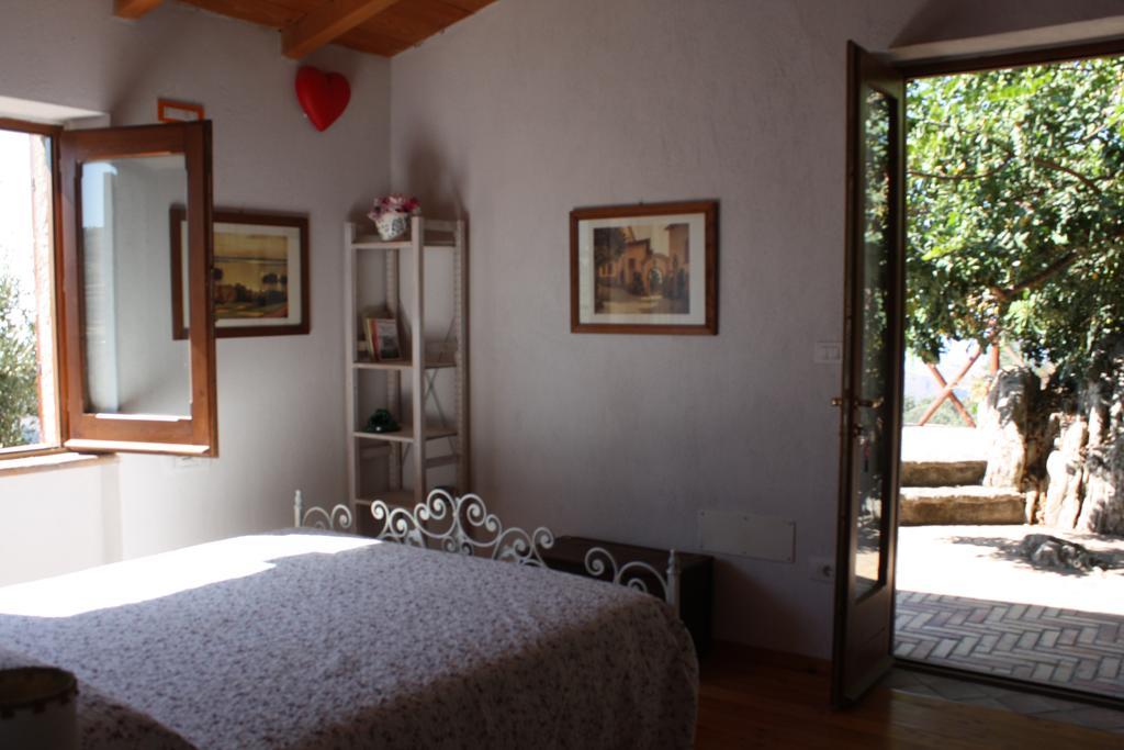 Bed and Breakfast Rocca Del Vento San Pantaleone Экстерьер фото
